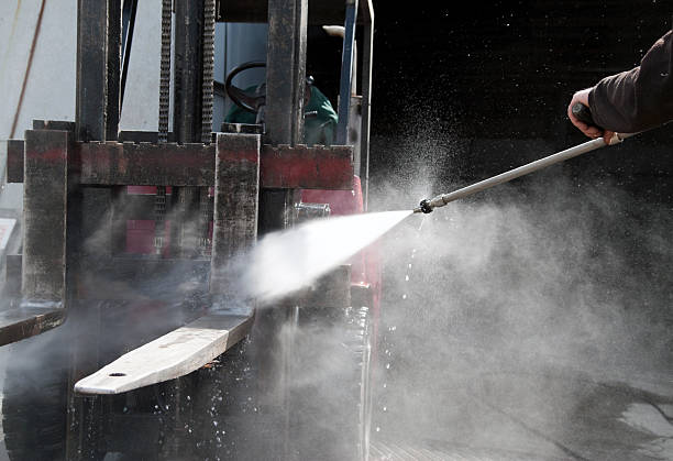 Best Driveway Pressure Washing  in Lam, AR